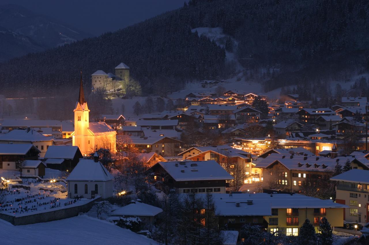 Hotel Gasthof Mitteregger - Beste Lage In Kaprun Exterior foto